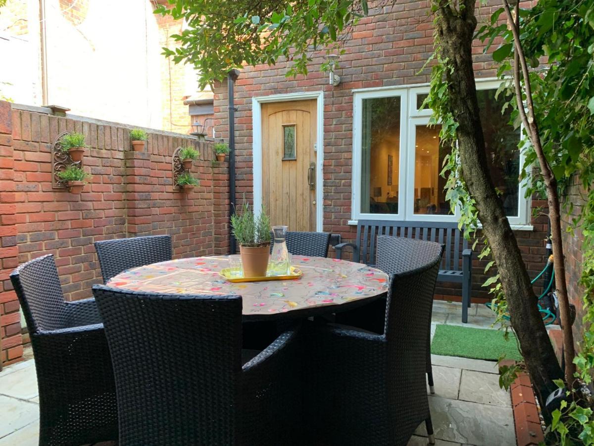 Notting Hill 3Br Townhouse With Ensuite Bathrooms - Ideal For Families ลอนดอน ภายนอก รูปภาพ